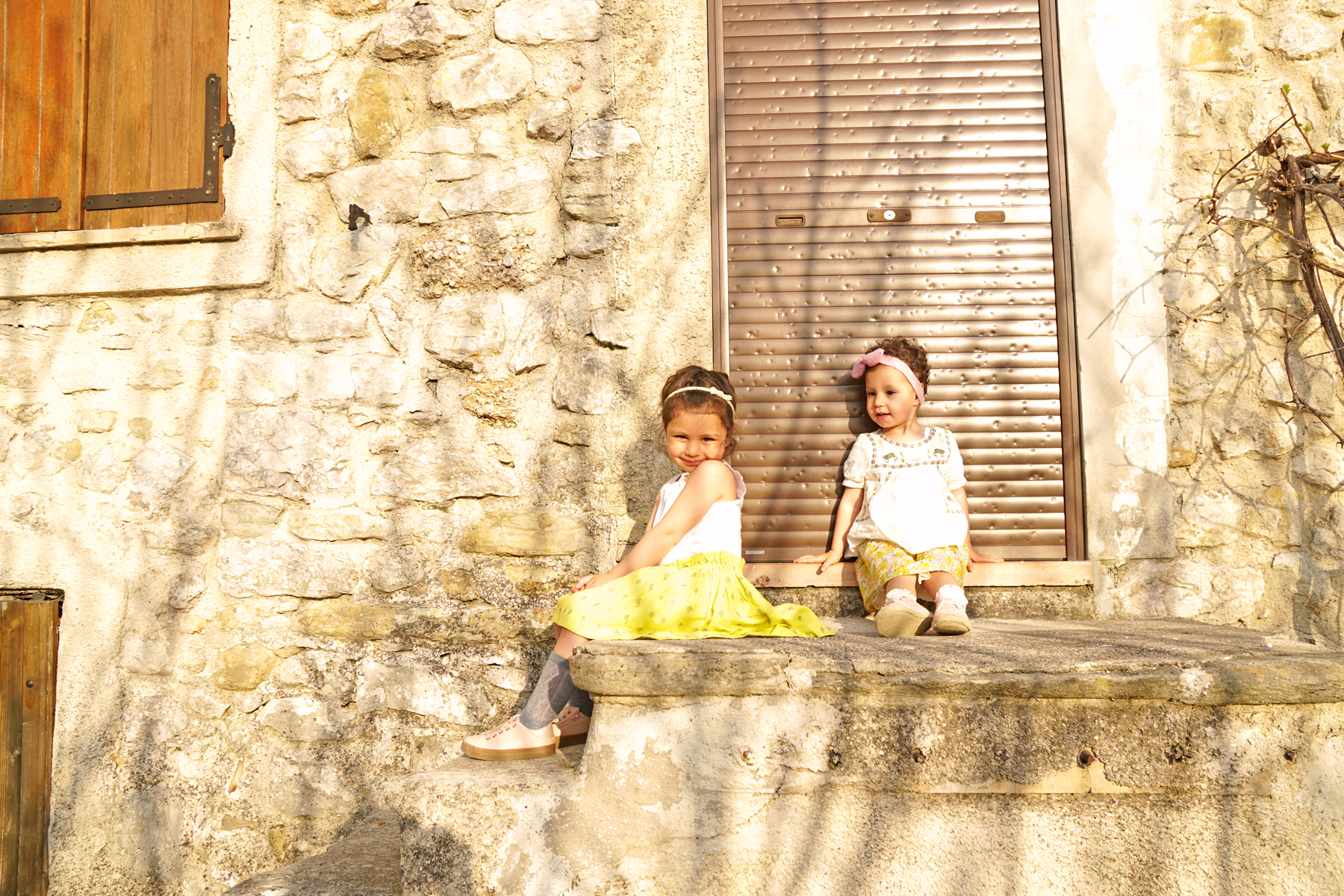 2 soeurs à Plaisians, Drôme provençale