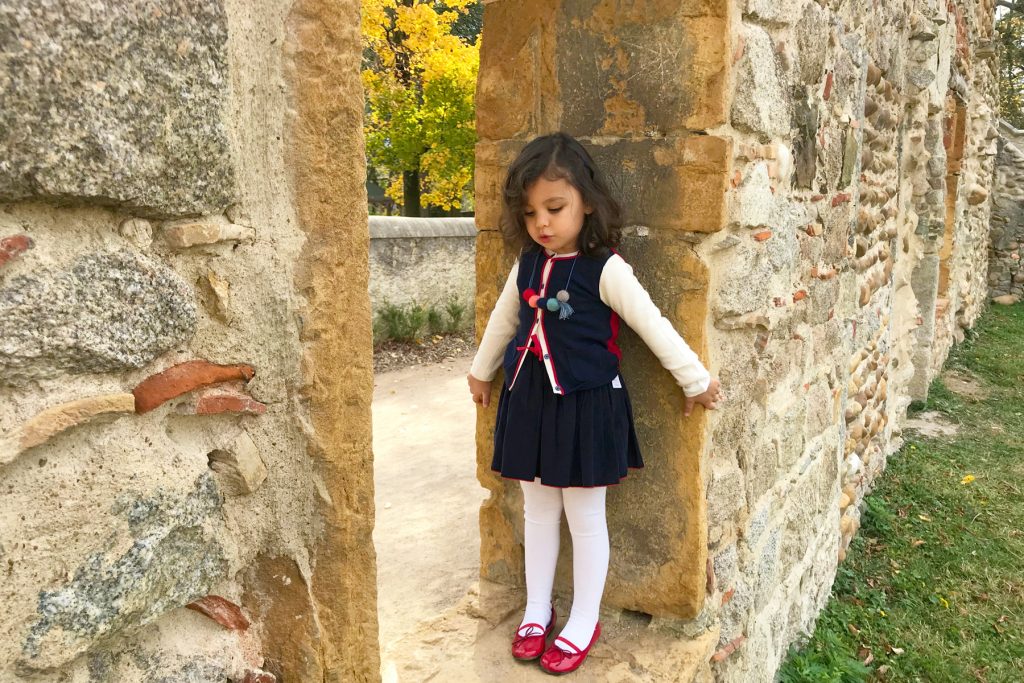 Enfant au parc de Beauregard en automne