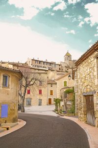 Village en Drôme provençale