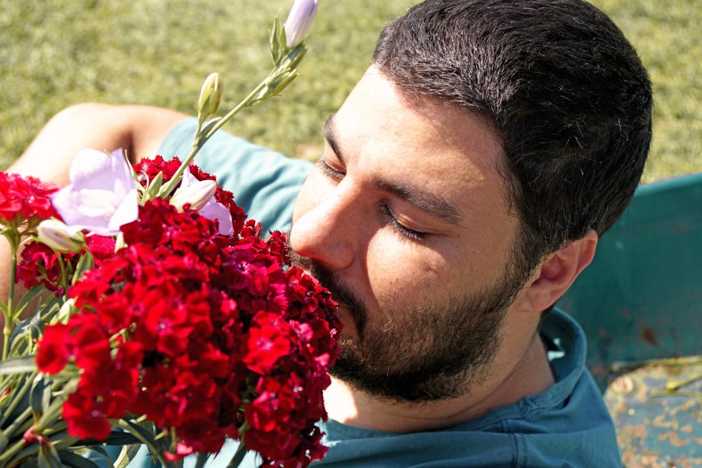 Papa et bouquet de fleurs, Fraisochamp, Thil