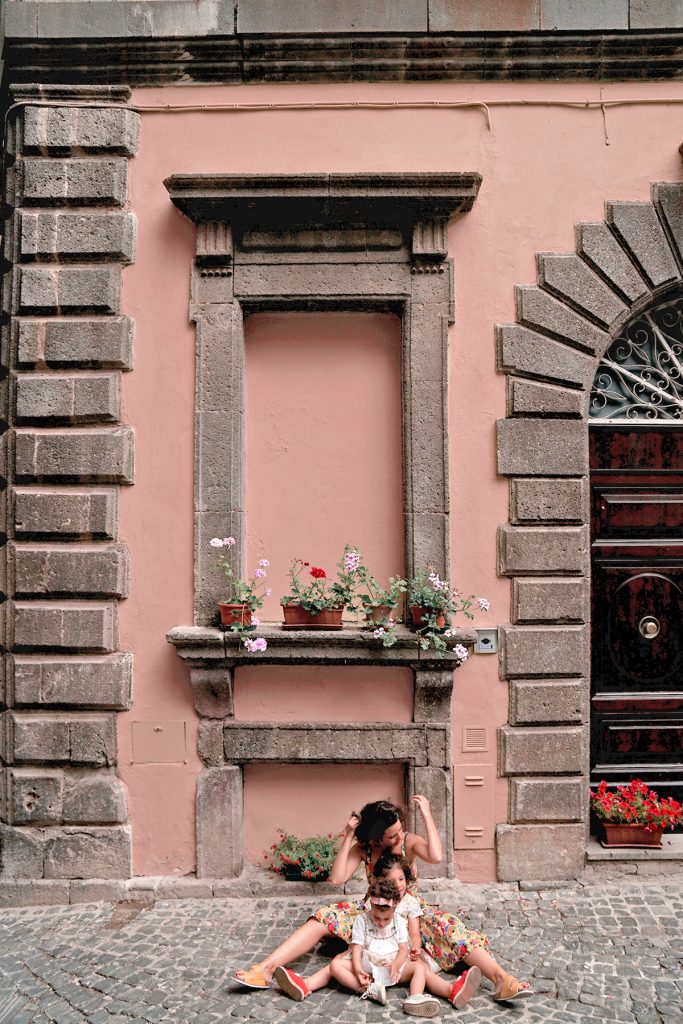 Mère et filles, Orvieto Italie